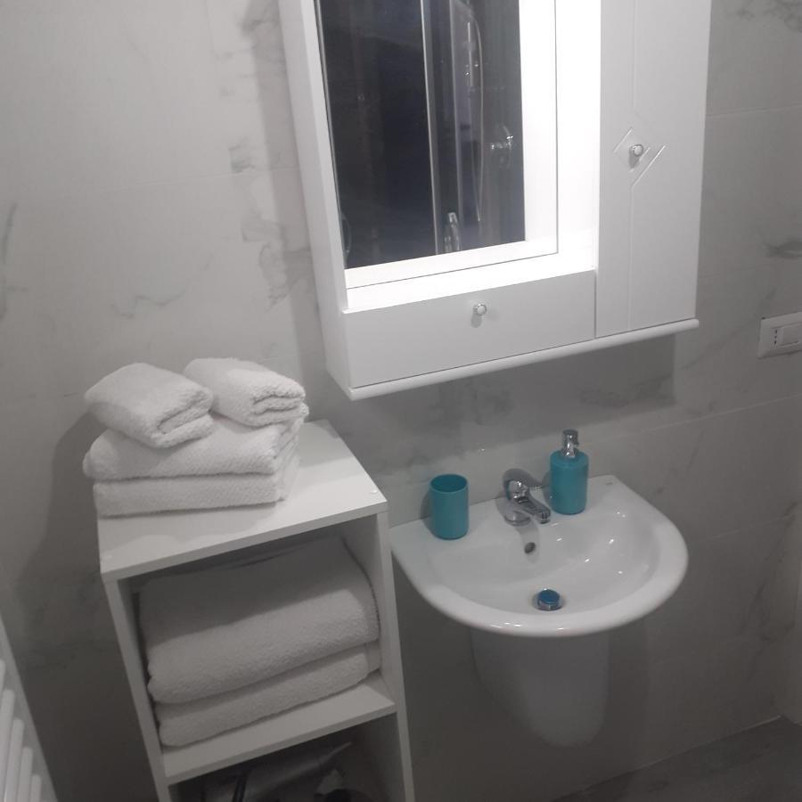 Palazzo Galante Aparthotel Margherita Di Savoia Εξωτερικό φωτογραφία